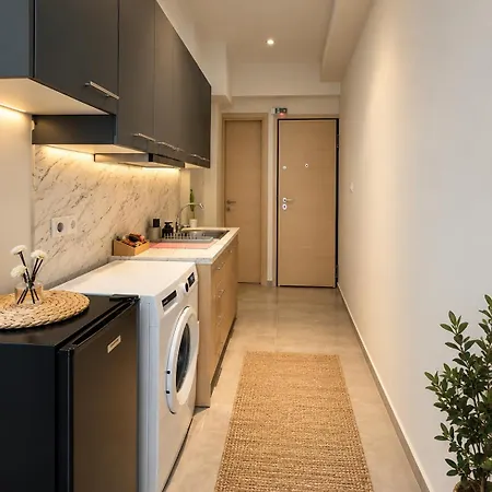 Gpx Clr - Alexander 7 Cityview Apartament *