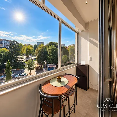 Gpx Clr - Alexander 7 Cityview Apartament *